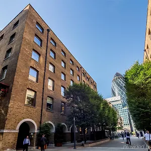Devonshire Club & London